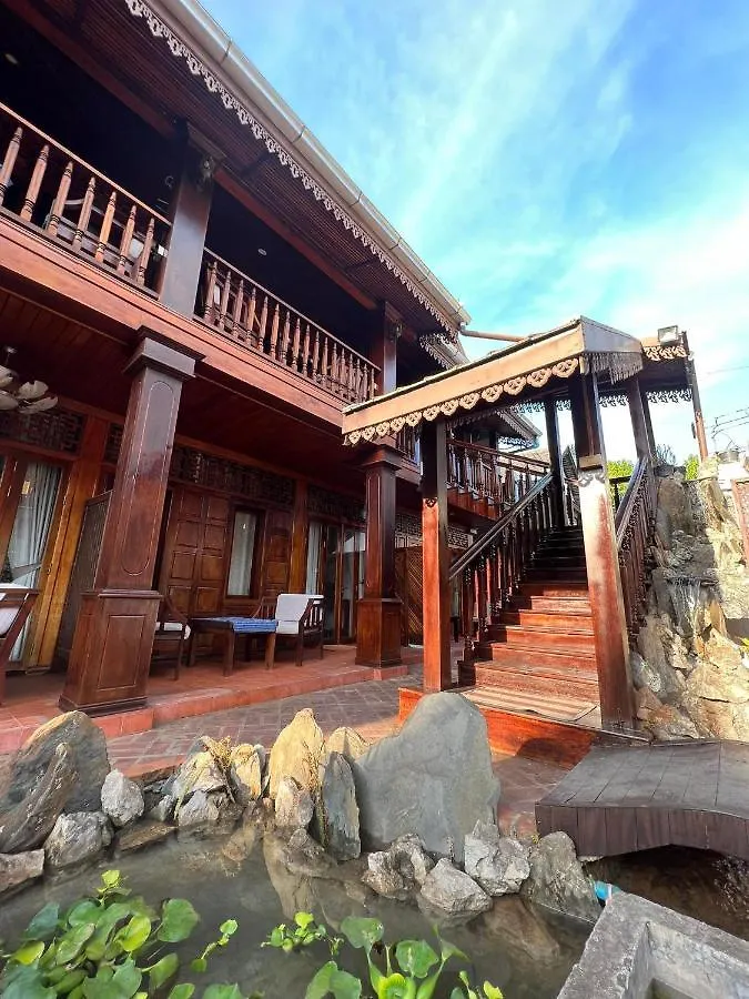 Chaluenxay Boutique Hotel Luang Prabang 3*,